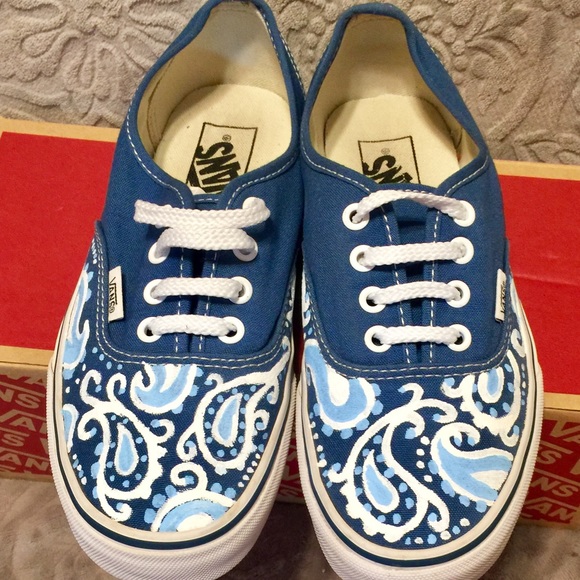VANS AUTHENTIC STYLE HAND PAINTED PAISLEY PRINT - Picture 8 of 10